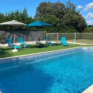Lavande Avec Piscine Privee Classe 4 Etoiles Appartement